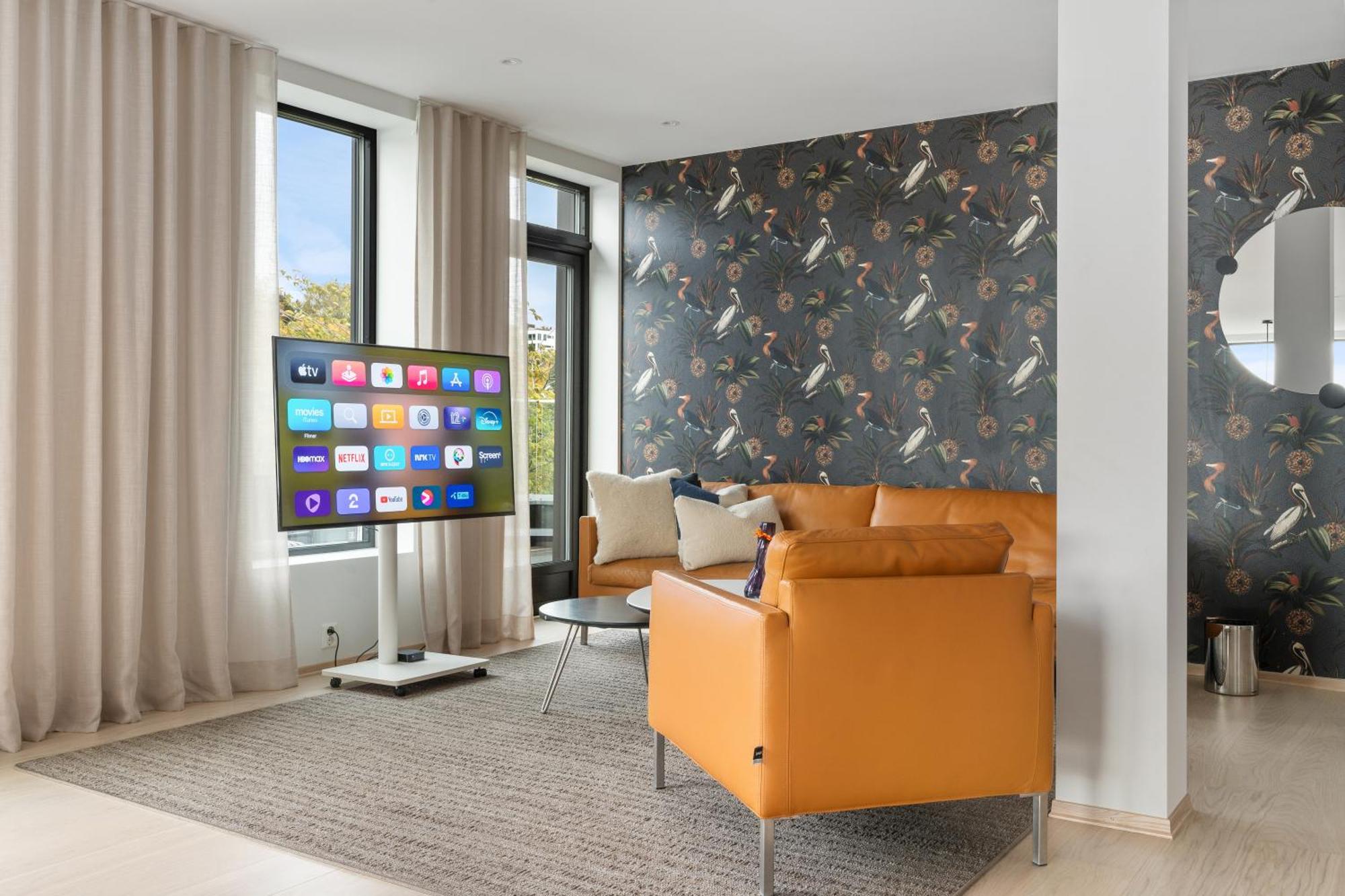 Luxury Apartment Downtown Tromso With 2 Bedrooms And 2 Bathrooms And Parking Zewnętrze zdjęcie